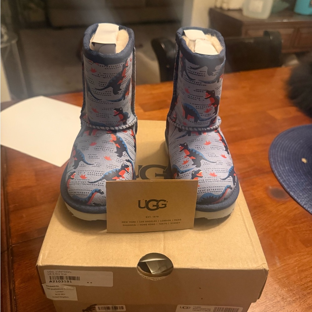 New with Box Guaranteed Authentic Dinosaur Ugg Boots